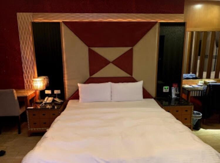 Chateau Motel & Spa Kaohsiung Zewnętrze zdjęcie